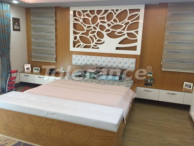 Villa in Döşemealtı, Antalya - onroerend goed kopen in Turkije - 53082