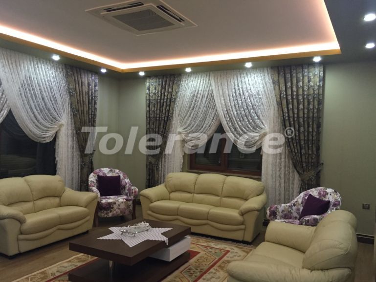 Villa in Döşemealtı, Antalya - onroerend goed kopen in Turkije - 53084
