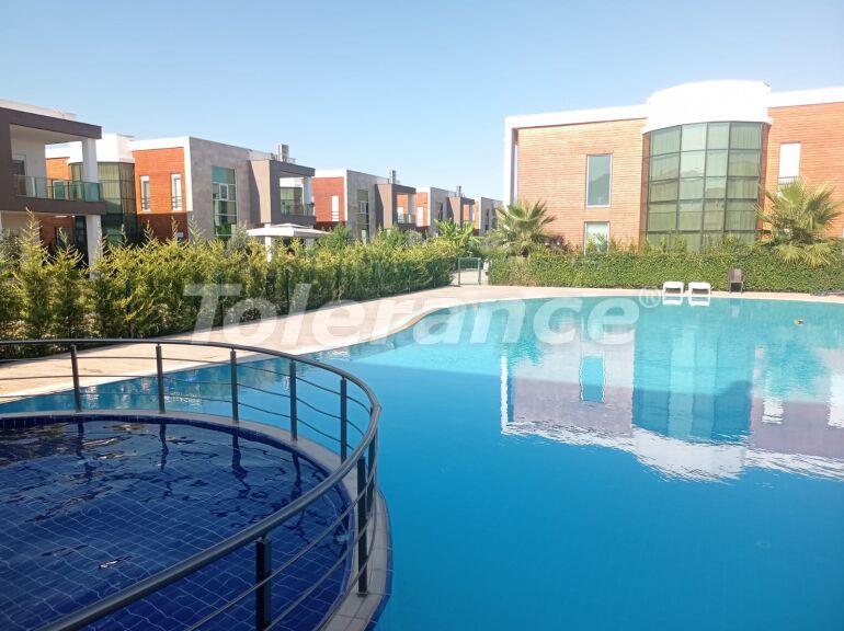 Villa in Döşemealtı, Antalya zwembad - onroerend goed kopen in Turkije - 56442
