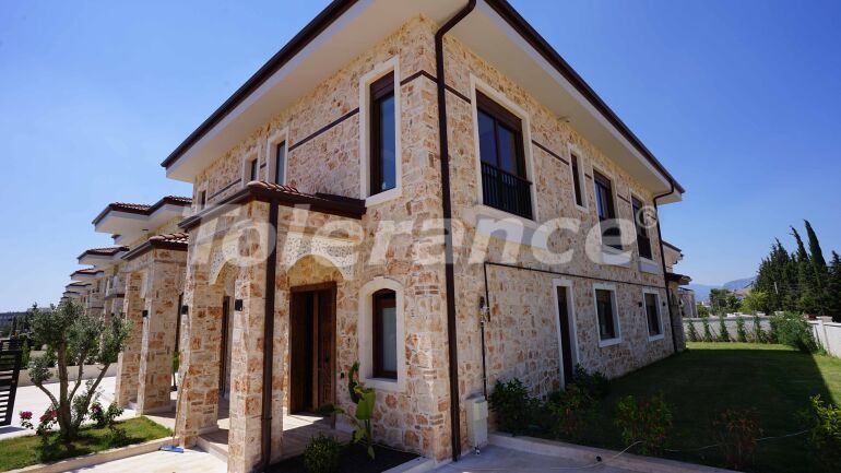 Villa du développeur еn Döşemealtı, Antalya piscine - acheter un bien immobilier en Turquie - 57730