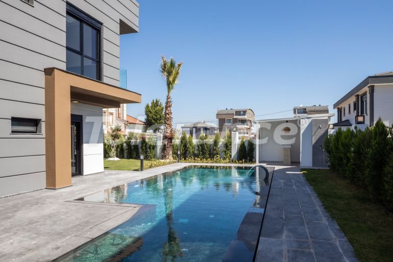 Villa van de ontwikkelaar in Döşemealtı, Antalya zwembad - onroerend goed kopen in Turkije - 68343