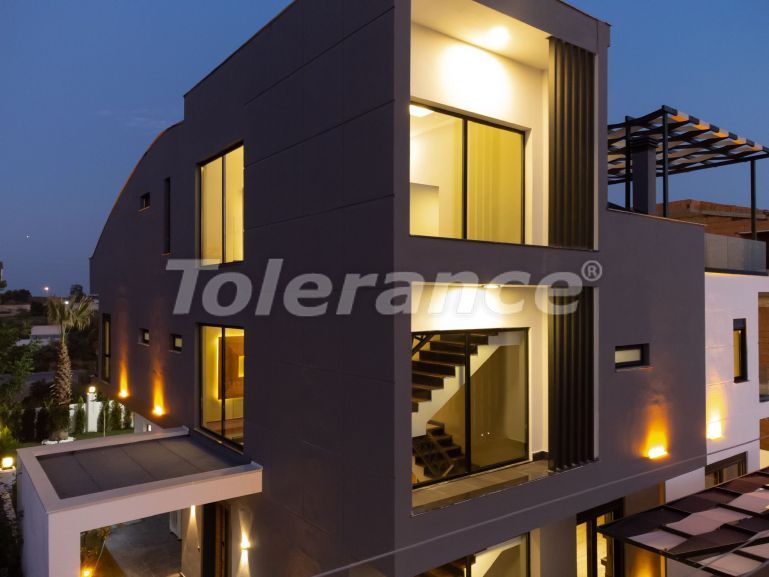 Villa vom entwickler in Döşemealtı, Antalya pool - immobilien in der Türkei kaufen - 68415