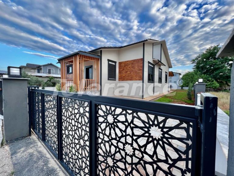 Villa in Döşemealtı, Antalya - immobilien in der Türkei kaufen - 77993