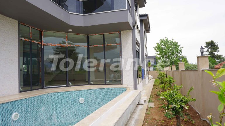 Villa van de ontwikkelaar in Döşemealtı, Antalya zwembad - onroerend goed kopen in Turkije - 81963
