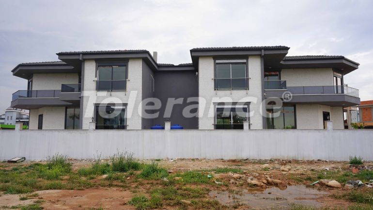 Villa van de ontwikkelaar in Döşemealtı, Antalya zwembad - 81988 Villa van de ontwikkelaar in Döşemealtı, Antalya zwembad - onroerend goed kopen in Turkije - 81988