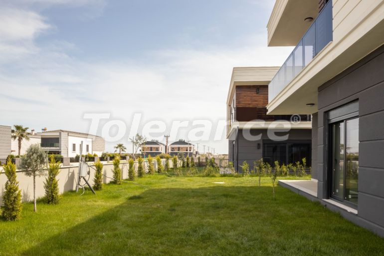 Villa du développeur еn Döşemealtı, Antalya piscine - acheter un bien immobilier en Turquie - 94597