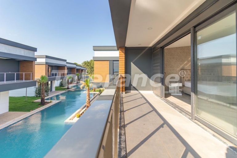 Villa van de ontwikkelaar in Döşemealtı, Antalya zwembad - onroerend goed kopen in Turkije - 94756