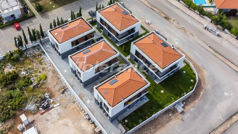 Villa van de ontwikkelaar in Döşemealtı, Antalya zwembad - onroerend goed kopen in Turkije - 94589