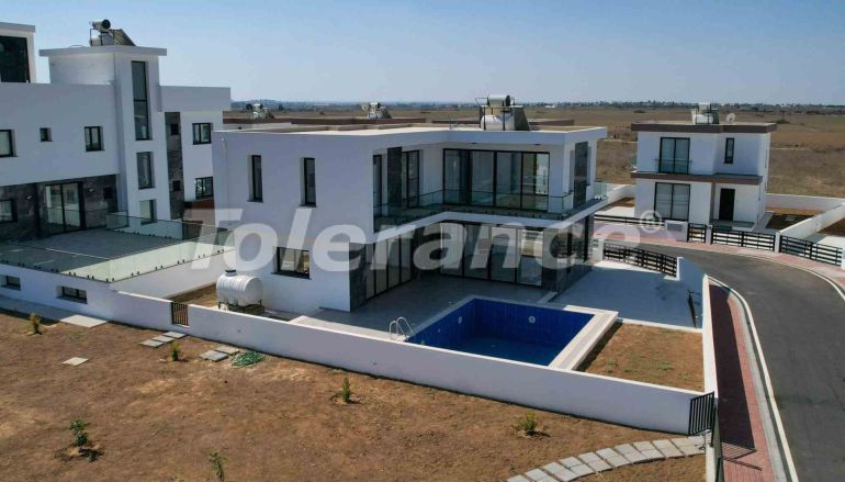 Villa vom entwickler in Famagusta, Nordzypern pool ratenzahlung - immobilien in der Türkei kaufen - 116597