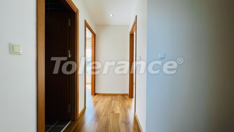 ویلا که در گوینوک, کمر استخر - خرید ملک در ترکیه - 136907