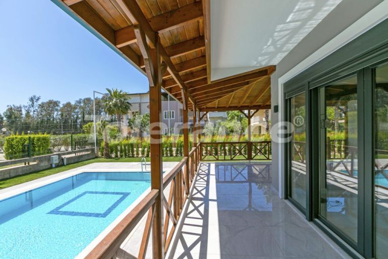 فلل من المتعهد في:في قدرية بيليك مسبح - 85476 فلل من المتعهد في:في قدرية بيليك مسبح - شراء عقار في تركيا - 85476