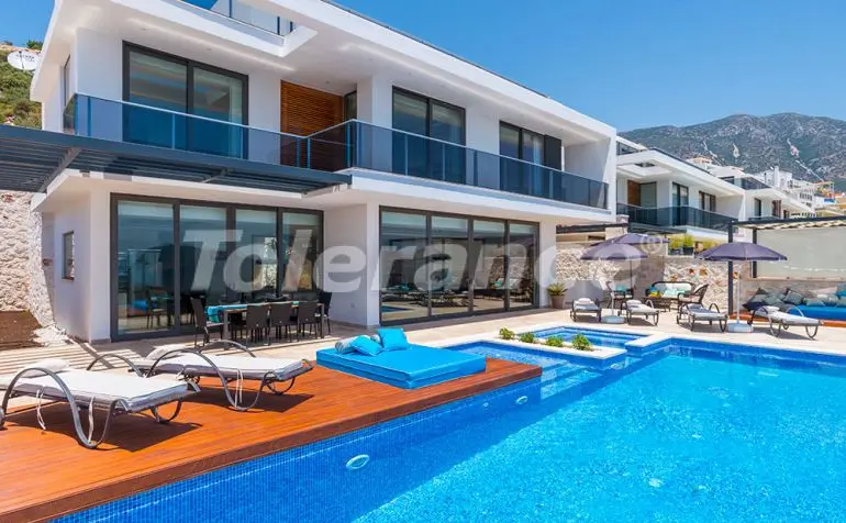 Villa in Kalkan with sea view with pool - buy realty in Turkey - 22339