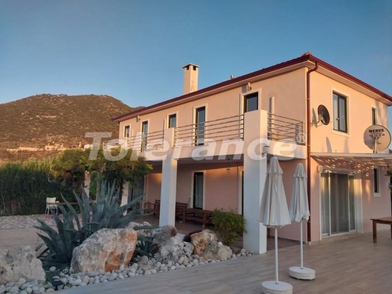 Villa in Kas with pool - buy realty in Turkey - 102120