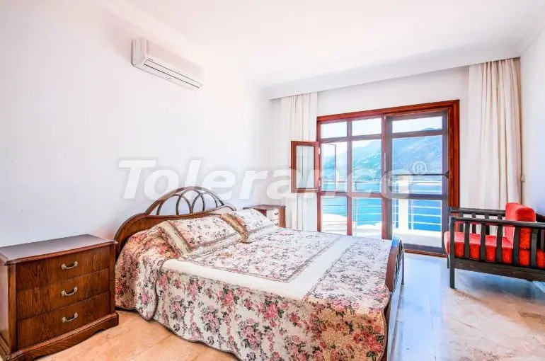 Villa in Kas with sea view with pool - buy realty in Turkey - 31413