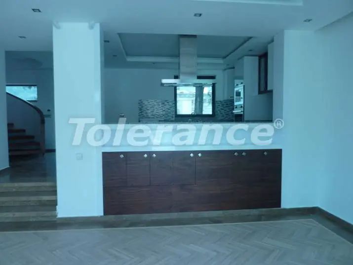 Villa in Kemer Centrum, Kemer zwembad - onroerend goed kopen in Turkije - 4592