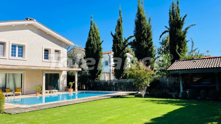 Villa in Kirish, Kemer with pool - buy realty in Turkey - 104159