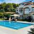 ویلا که در کیریش, کمر استخر - خرید ملک در ترکیه - 136651