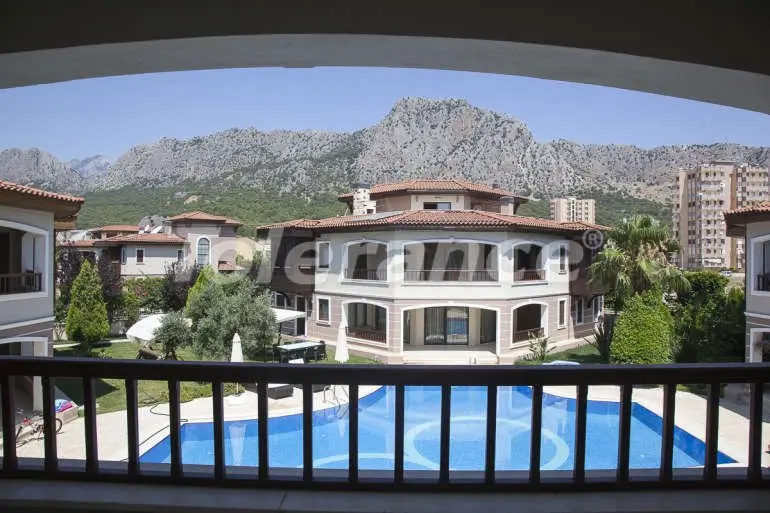 Villa from the developer in Konyaalti, Antalya pool - buy realty in Turkey - 10320