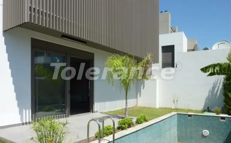 Villa in Konyaalti, Antalya pool - buy realty in Turkey - 29191