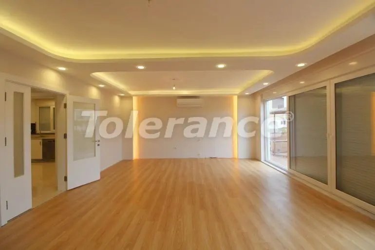 Villa еn Kundu, Antalya - acheter un bien immobilier en Turquie - 29076