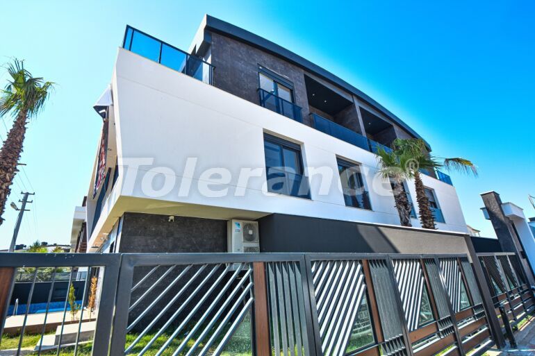Villa from the developer in Kundu, Antalya with pool - buy realty in Turkey - 64771