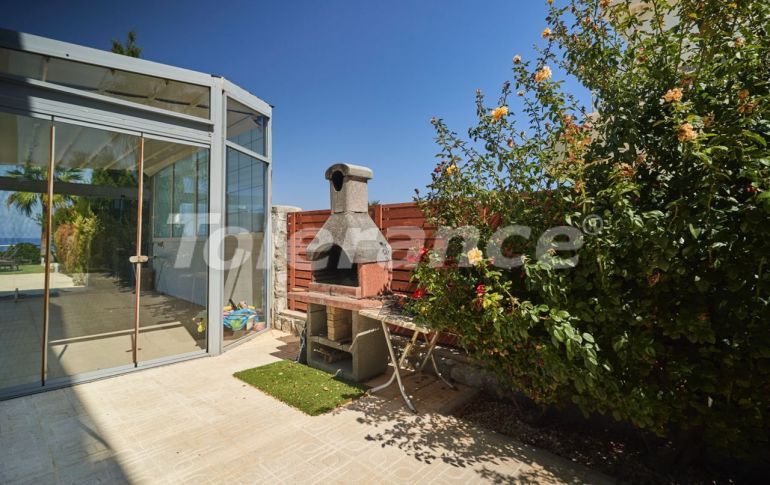 Villa еn Kyrénia, Chypre du Nord vue sur la mer piscine - acheter un bien immobilier en Turquie - 105606