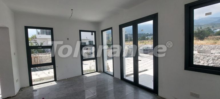 Villa van de ontwikkelaar in Kyrenie, Noord-Cyprus zwembad - onroerend goed kopen in Turkije - 105823