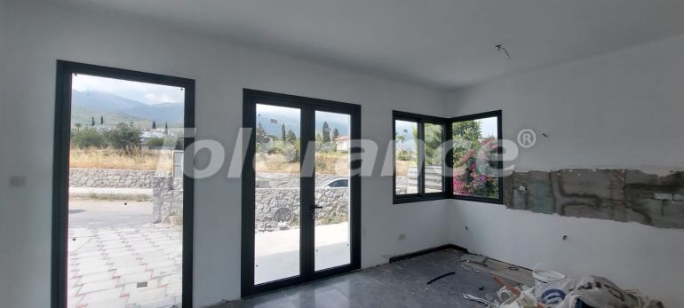 Villa van de ontwikkelaar in Kyrenie, Noord-Cyprus zwembad - onroerend goed kopen in Turkije - 105825