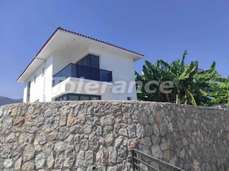 Villa van de ontwikkelaar in Kyrenie, Noord-Cyprus zwembad - onroerend goed kopen in Turkije - 105835