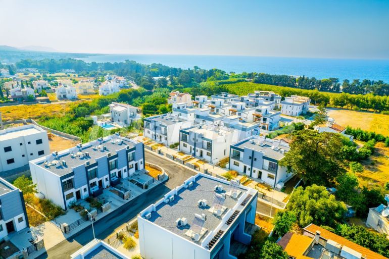 Villa in Kyrenia, Northern Cyprus with pool - buy realty in Turkey - 105984