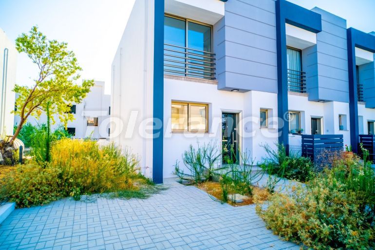 Villa еn Kyrénia, Chypre du Nord piscine - acheter un bien immobilier en Turquie - 105986