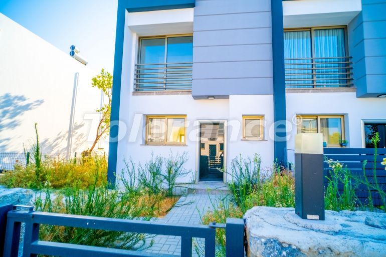 Villa in Kyrenia, Northern Cyprus with pool - buy realty in Turkey - 105987