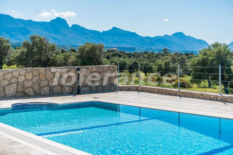 Villa еn Kyrénia, Chypre du Nord vue sur la mer piscine - 107207 Villa еn Kyrénia, Chypre du Nord vue sur la mer piscine - acheter un bien immobilier en Turquie - 107207