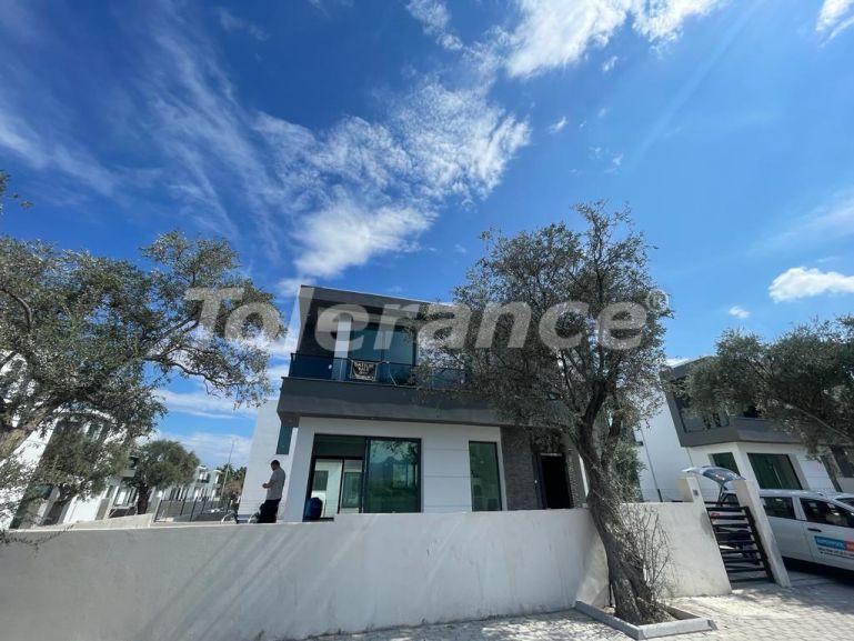 Villa in Kyrenia, Northern Cyprus with sea view with pool - buy realty in Turkey - 110391