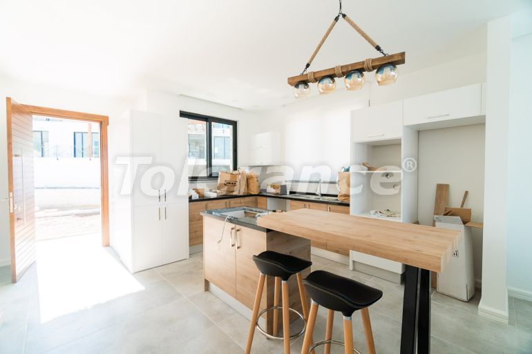 فلل من المتعهد في:في كيرينيا, قبرص الشمالية اطلالة على البحر مسبح - 71853 فلل من المتعهد في:في كيرينيا, قبرص الشمالية اطلالة على البحر مسبح - شراء عقار في تركيا - 71853