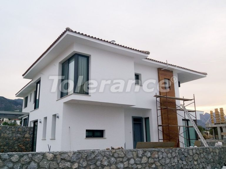 Villa du développeur еn Kyrénia, Chypre du Nord piscine - acheter un bien immobilier en Turquie - 72014