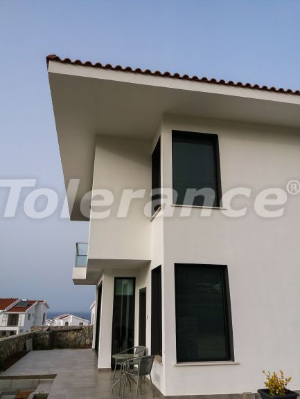 Villa van de ontwikkelaar in Kyrenie, Noord-Cyprus zeezicht - onroerend goed kopen in Turkije - 72026