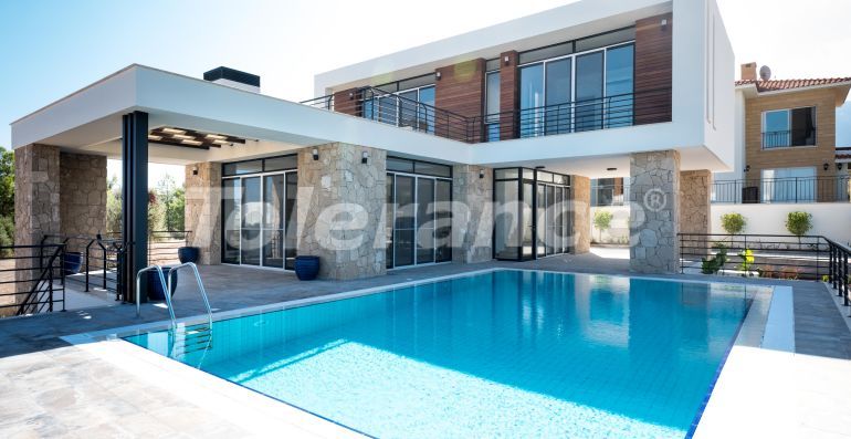 Villa from the developer in Kyrenia, Northern Cyprus with installment - buy realty in Turkey - 72162