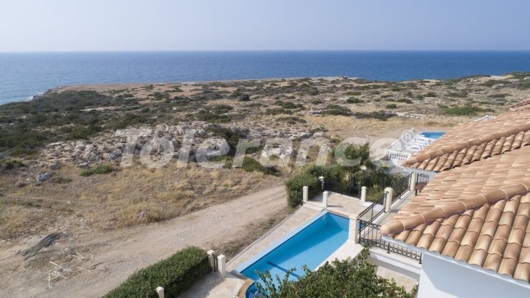 Villa from the developer in Kyrenia, Northern Cyprus with sea view with pool - 72186 Villa from the developer in Kyrenia, Northern Cyprus with sea view with pool - buy realty in Turkey - 72186