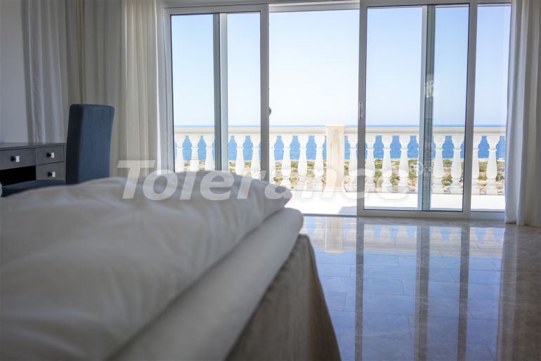 Villa from the developer in Kyrenia, Northern Cyprus with sea view with pool - 72204 Villa from the developer in Kyrenia, Northern Cyprus with sea view with pool - buy realty in Turkey - 72204