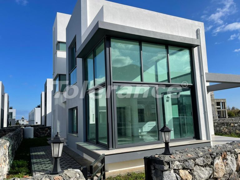 Villa from the developer in Kyrenia, Northern Cyprus with sea view with pool - buy realty in Turkey - 72382