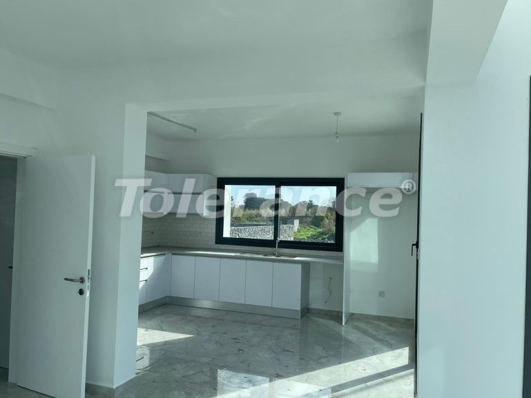 Villa van de ontwikkelaar in Kyrenie, Noord-Cyprus zeezicht zwembad - 72385 Villa van de ontwikkelaar in Kyrenie, Noord-Cyprus zeezicht zwembad - onroerend goed kopen in Turkije - 72385