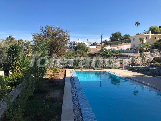 Villa in Kyrenia, Northern Cyprus with sea view with pool - 72737 Villa in Kyrenia, Northern Cyprus with sea view with pool - buy realty in Turkey - 72737