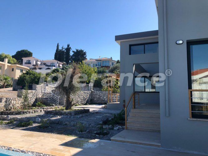 Villa in Kyrenia, Northern Cyprus with sea view with pool - 72741 Villa in Kyrenia, Northern Cyprus with sea view with pool - buy realty in Turkey - 72741