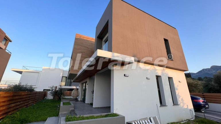 Villa еn Kyrénia, Chypre du Nord vue sur la mer - acheter un bien immobilier en Turquie - 73215