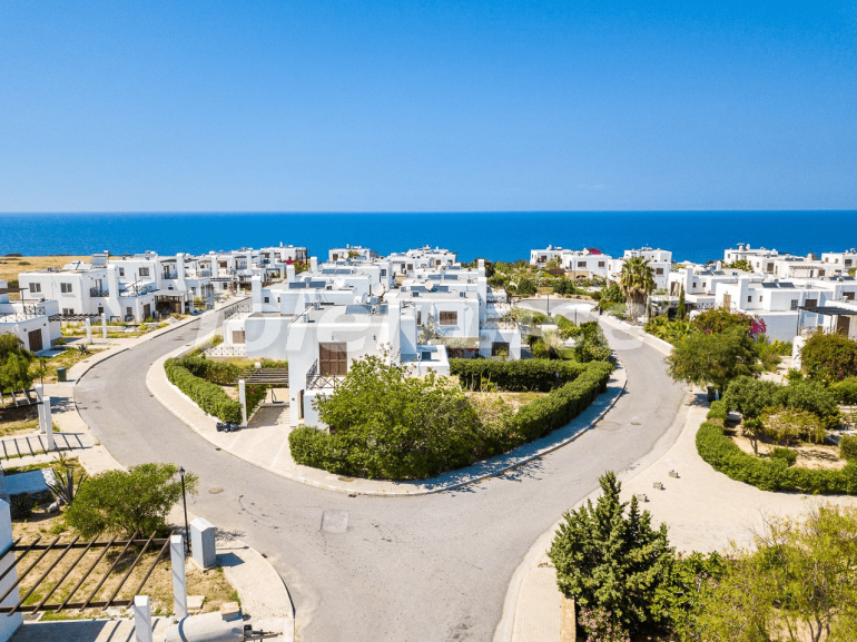 Villa in Kyrenia, Northern Cyprus with pool - buy realty in Turkey - 74544