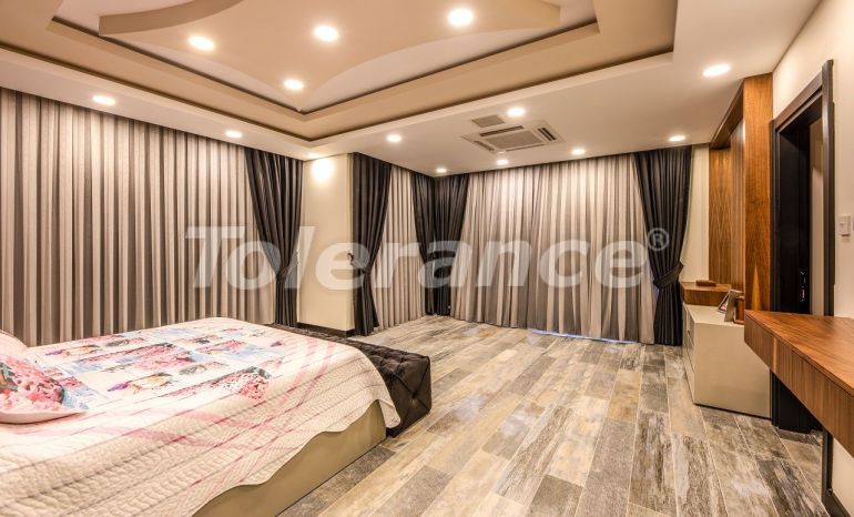 Villa in Kyrenia, Northern Cyprus with sea view with pool - buy realty in Turkey - 75091