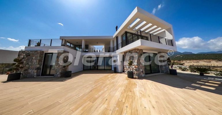 Villa in Kyrenia, Northern Cyprus with sea view with pool with installment - buy realty in Turkey - 75234
