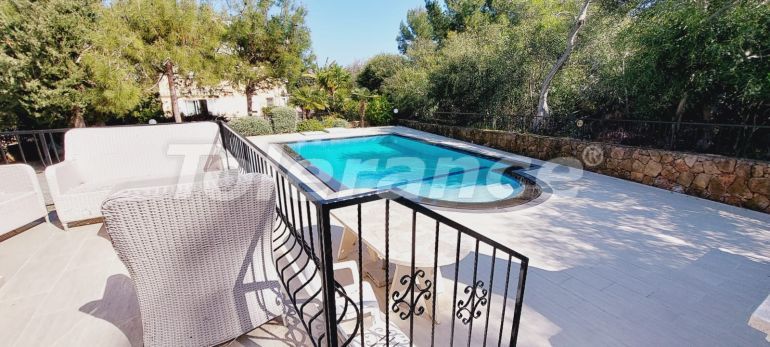 Villa еn Kyrénia, Chypre du Nord vue sur la mer piscine - acheter un bien immobilier en Turquie - 81698