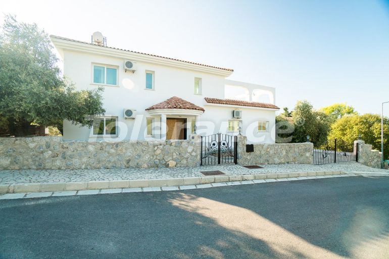 Villa from the developer in Kyrenia, Northern Cyprus with sea view with pool with installment - 86047 Villa from the developer in Kyrenia, Northern Cyprus with sea view with pool with installment - buy realty in Turkey - 86047
